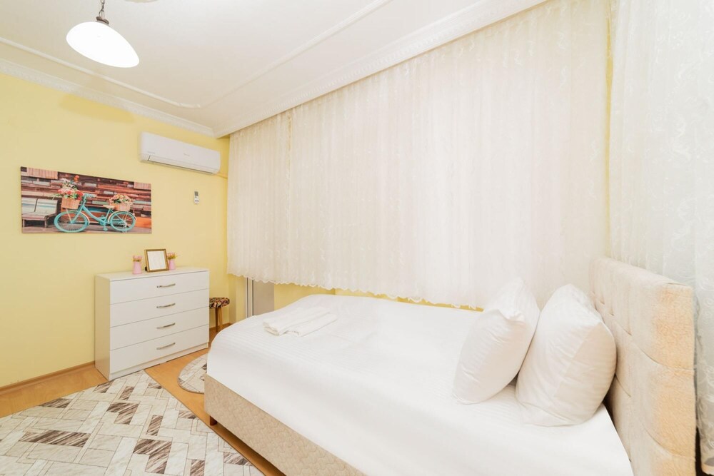 Fully Furnished Spacious Big Flat in Kepez