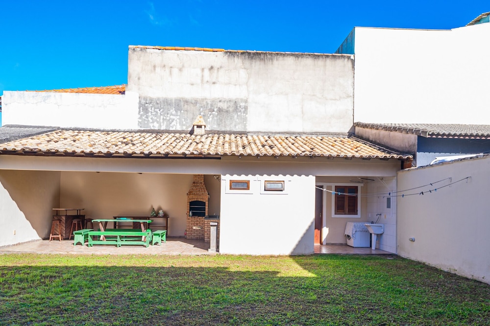 Cf07 Casa churrasqueira 5 min da praia