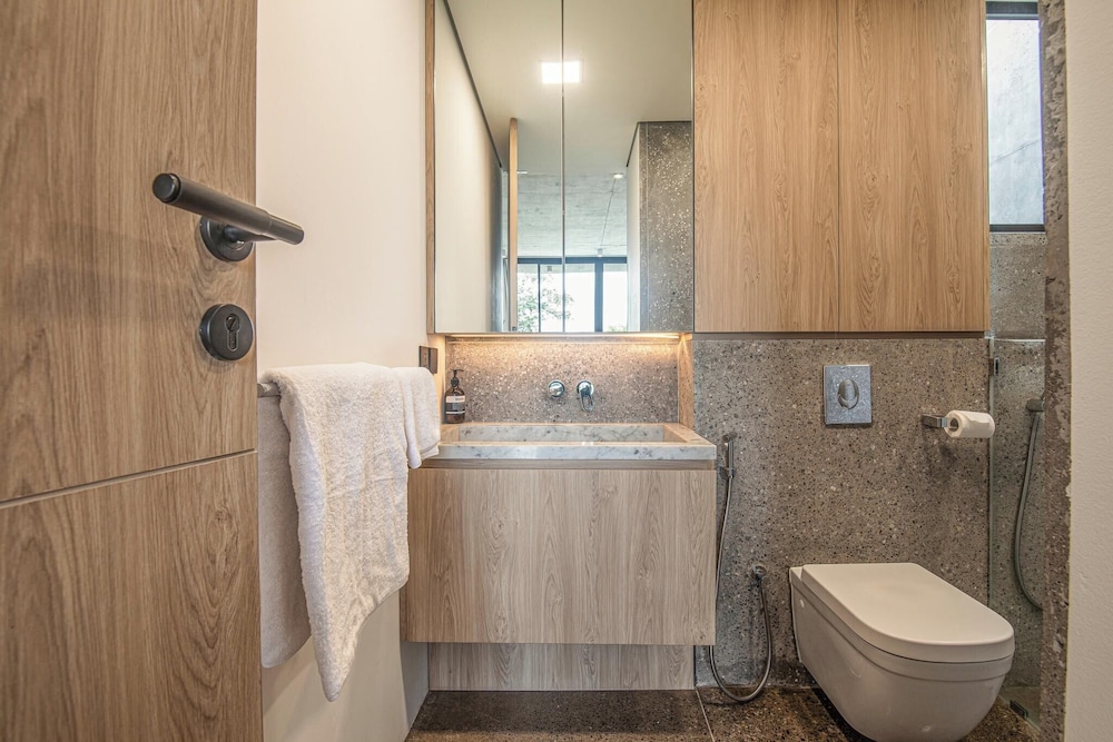 Modern 2BR Villa Enclosed Living Heart of Canggu