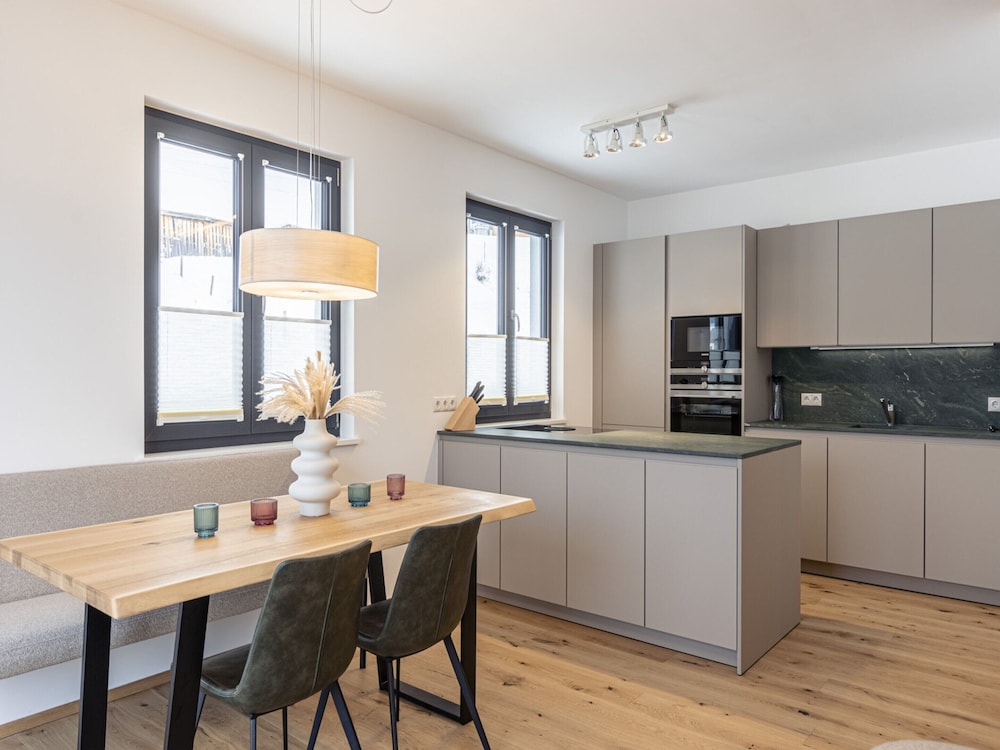 Appealing Apartment With Shared Sauna