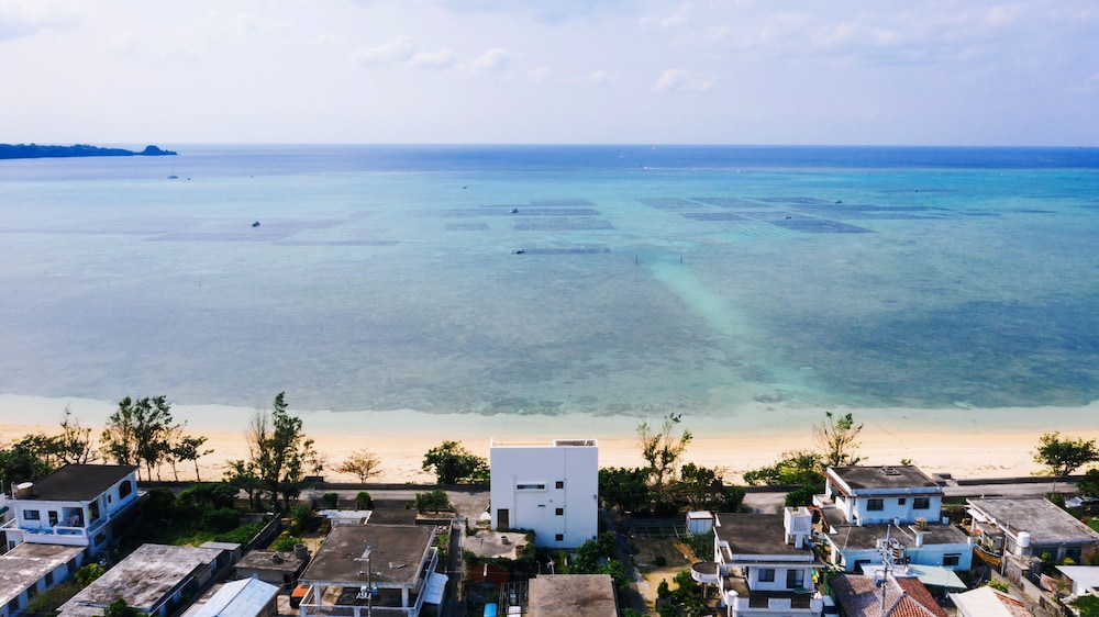 Beach House Purau