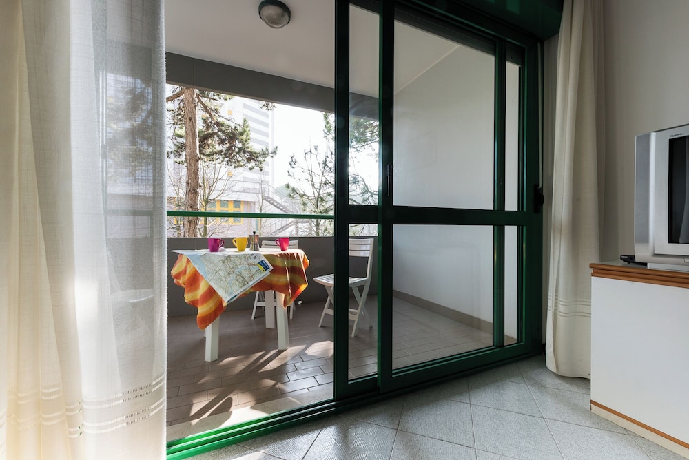 Warm and Bright Apartment in Bibione Near the sea