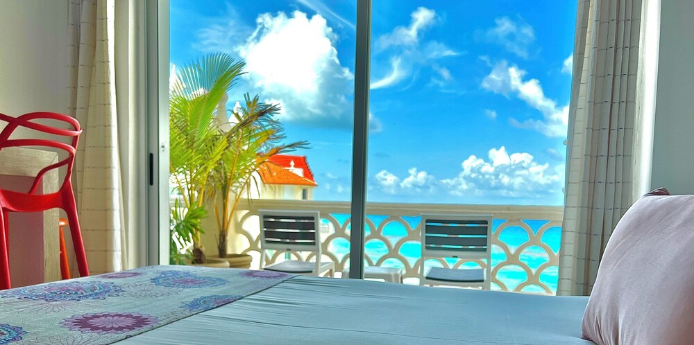 OvaCancun Apartments