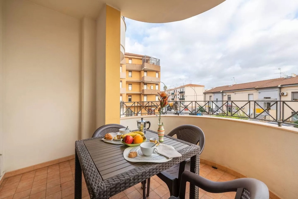 New Flat for 6 Guests Near Alghero Beach