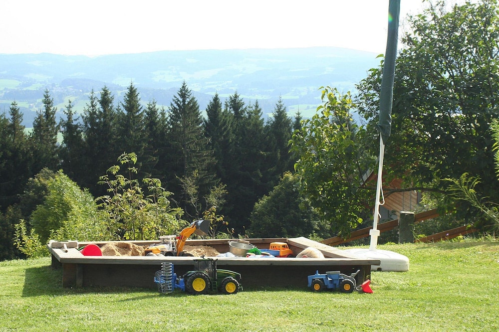 Holiday Home in Neureichenau Near Bavarian Forest