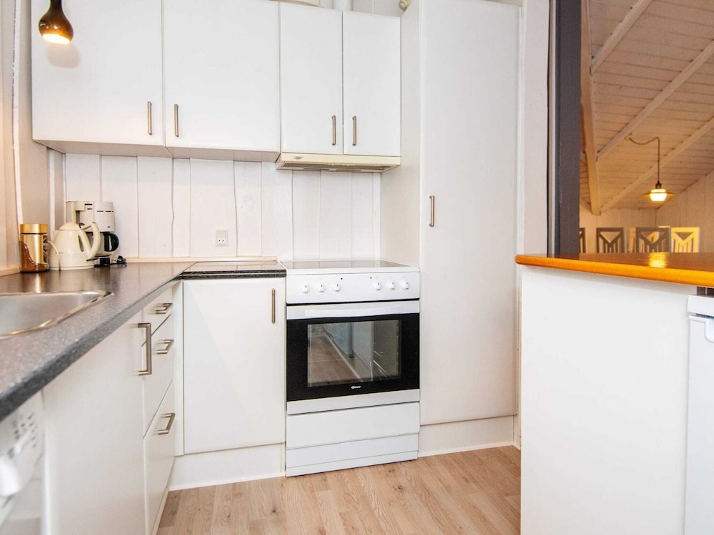 6 Person Holiday Home in Ringkobing view 2