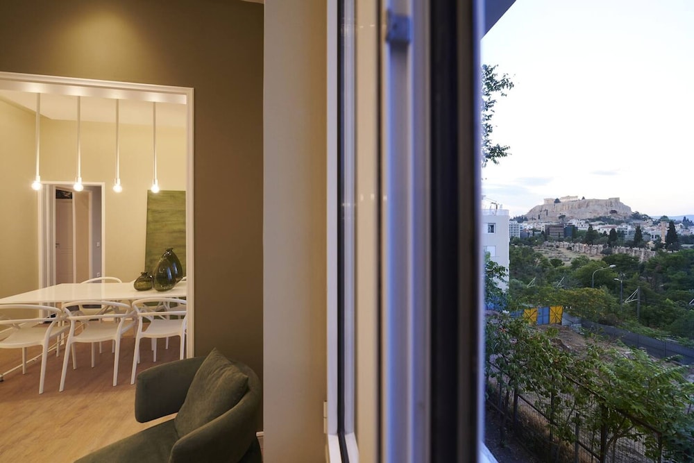Ma Maison Acropolis Mansion 3bdr Suite N 6 400mbps