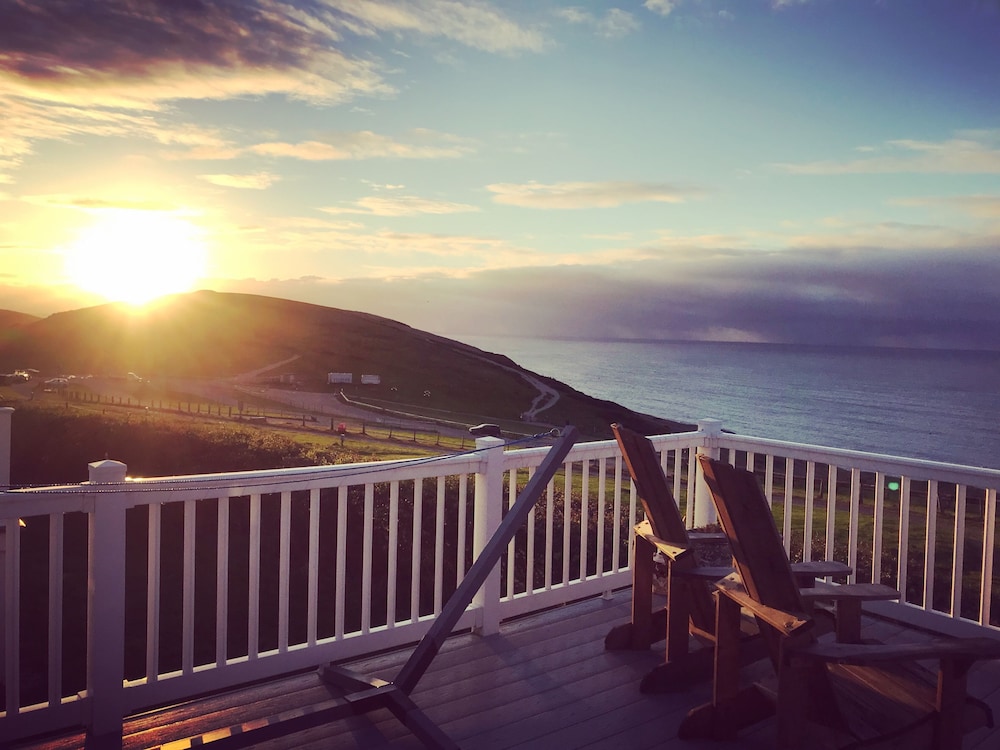 Seaview,sleeps 4to6,pet Friendly, Parking