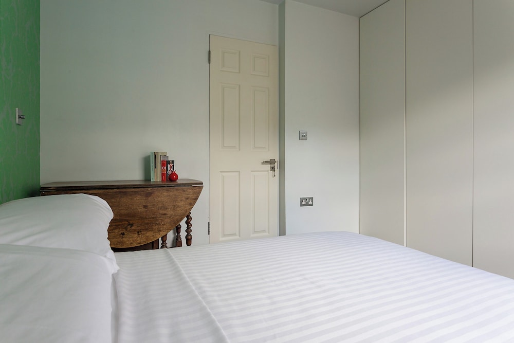 Rutland Mews South by Onefinestay