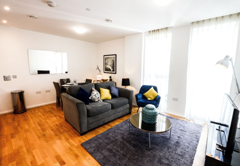 Millharbour Apartments By Charles Hope