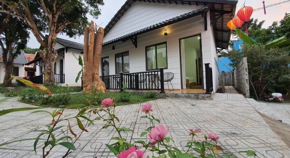 Rum Bungalow Resort Phu Quoc