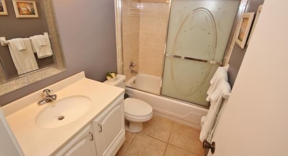 Sea Coast Gardens III 2 Bedroom Condo by Great Ocean Condos