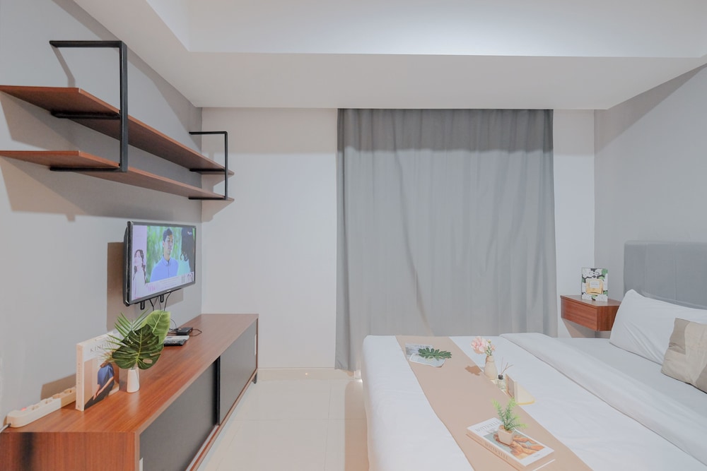 Cozy Stay Studio At West Vista Apartment