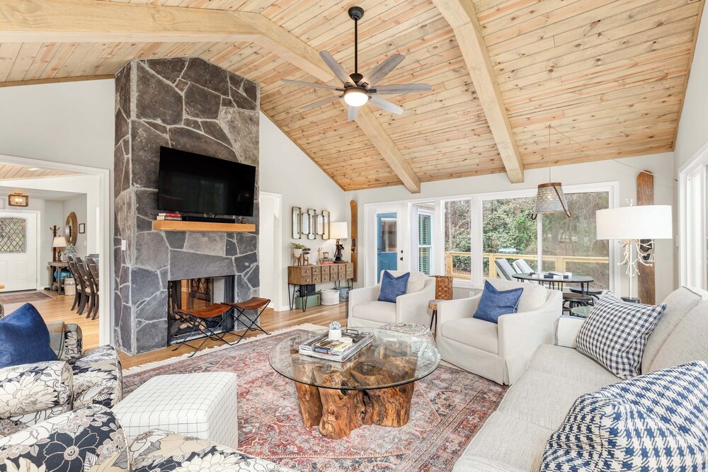 Admirals Retreat view 5