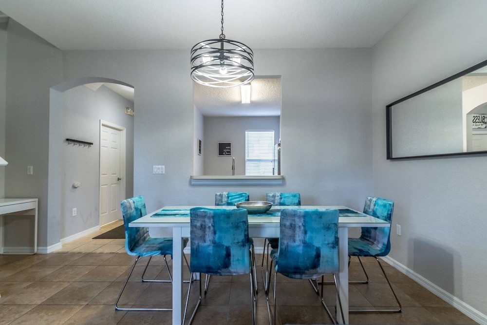 236 Regal Palms