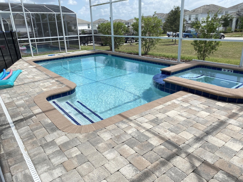 Champions Gate 6BR Villa Pool Spa Retreat