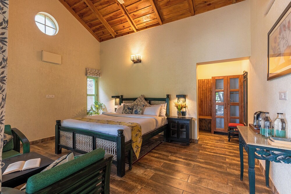 Echor Malusara Lakeview Retreat Bhimtal
