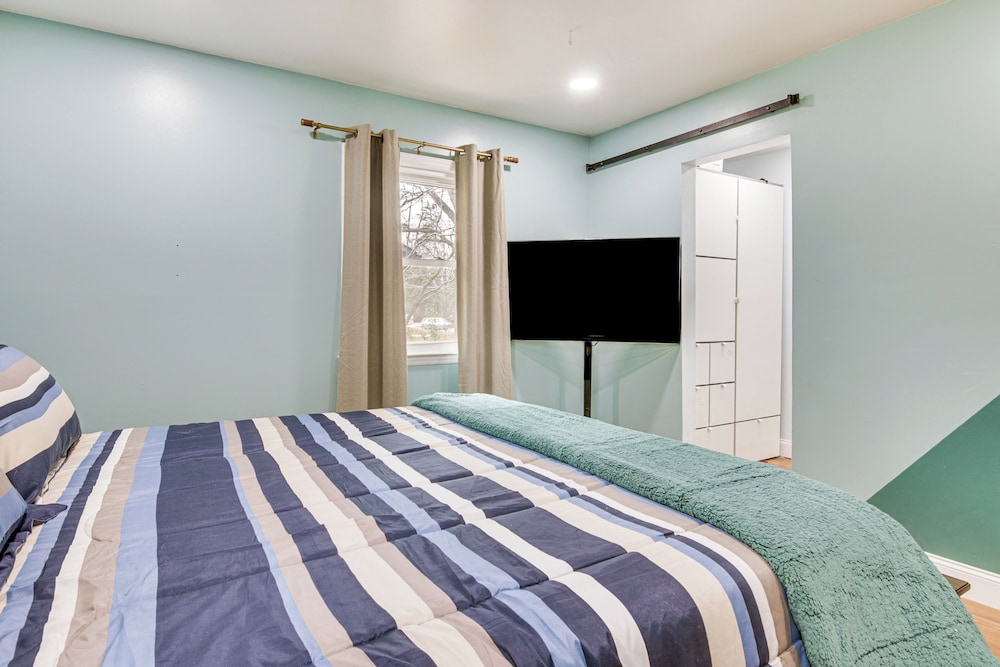 6 Mi to Spectrum Center: Spacious Getaway w/ Deck