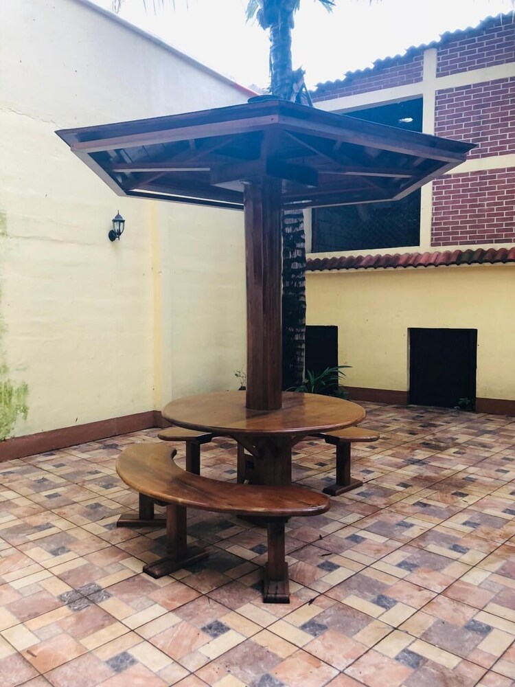 Hotel Sarita - Property Image 9