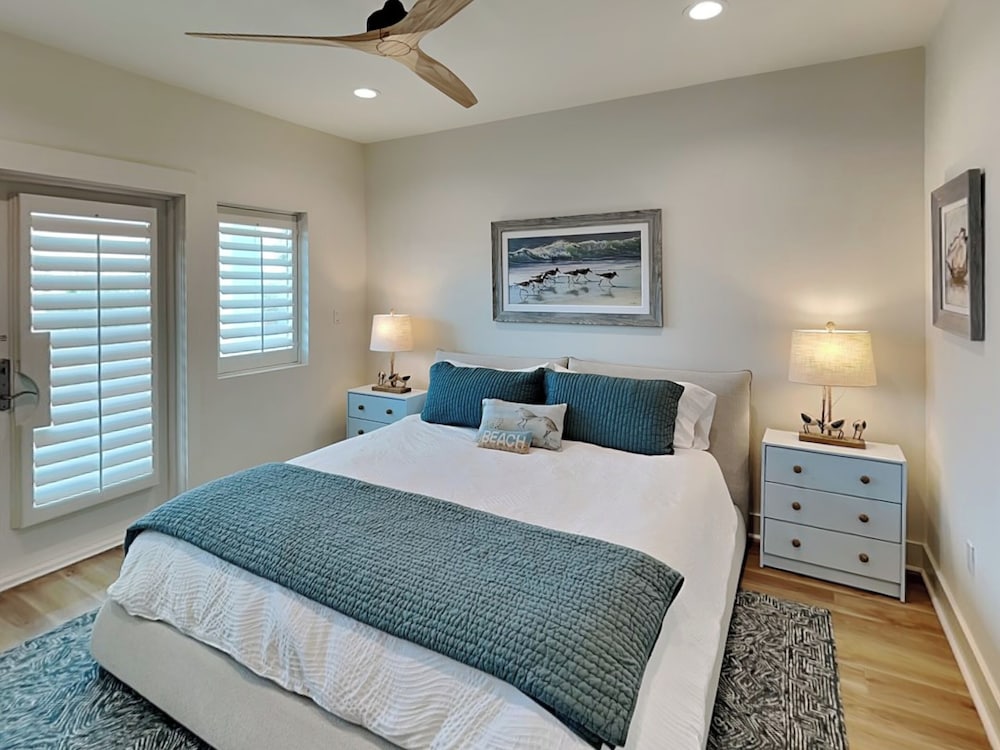Glory Daze by Silver Sands Vacation Rentals