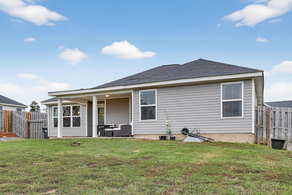 Peaceful Family Retreat Near Augusta 3 Bedroom Home