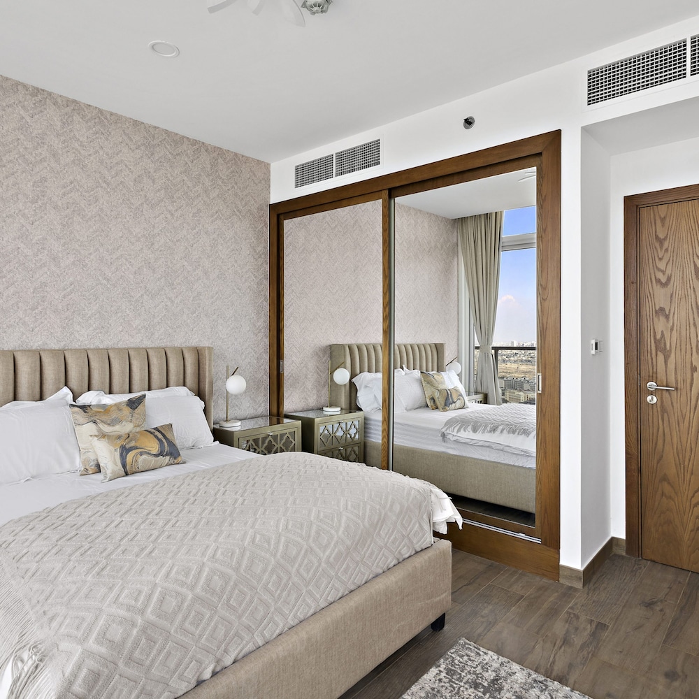 Hameni Tower - W2801 4BD