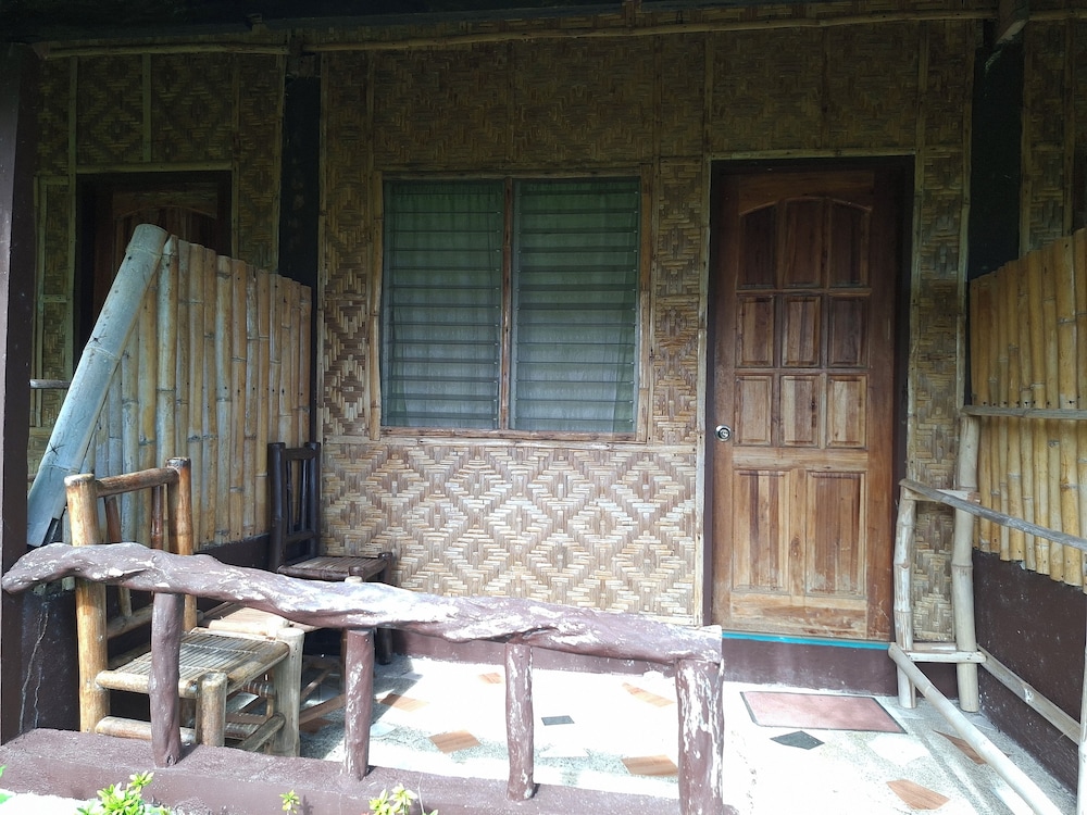 Bohol-Lahoy Dive & Beach Resort
