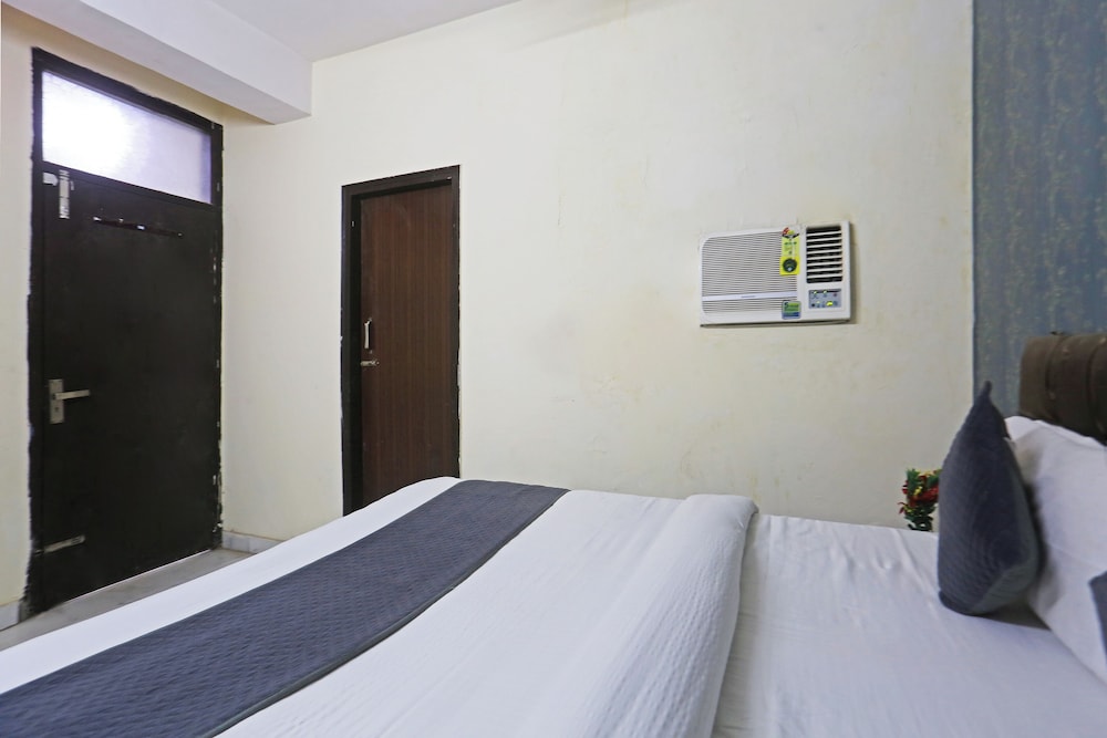 Hotel Raj Palace