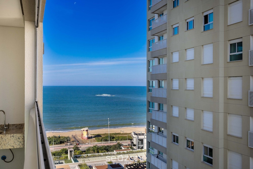 SHC - Condominium With Pool 50m From the Beach in Picarras