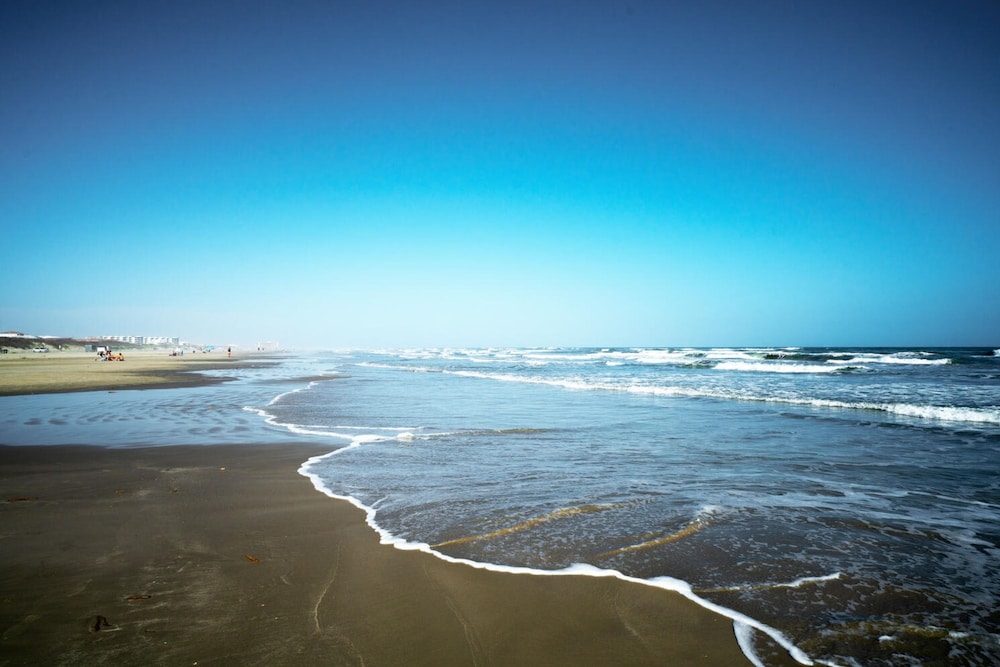 Kenna s Kabana by Avantstay 2 Blocks to Beach
