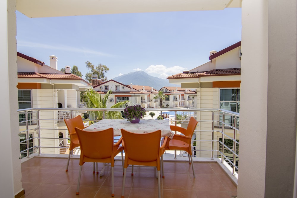 Korfez Garden Apartments