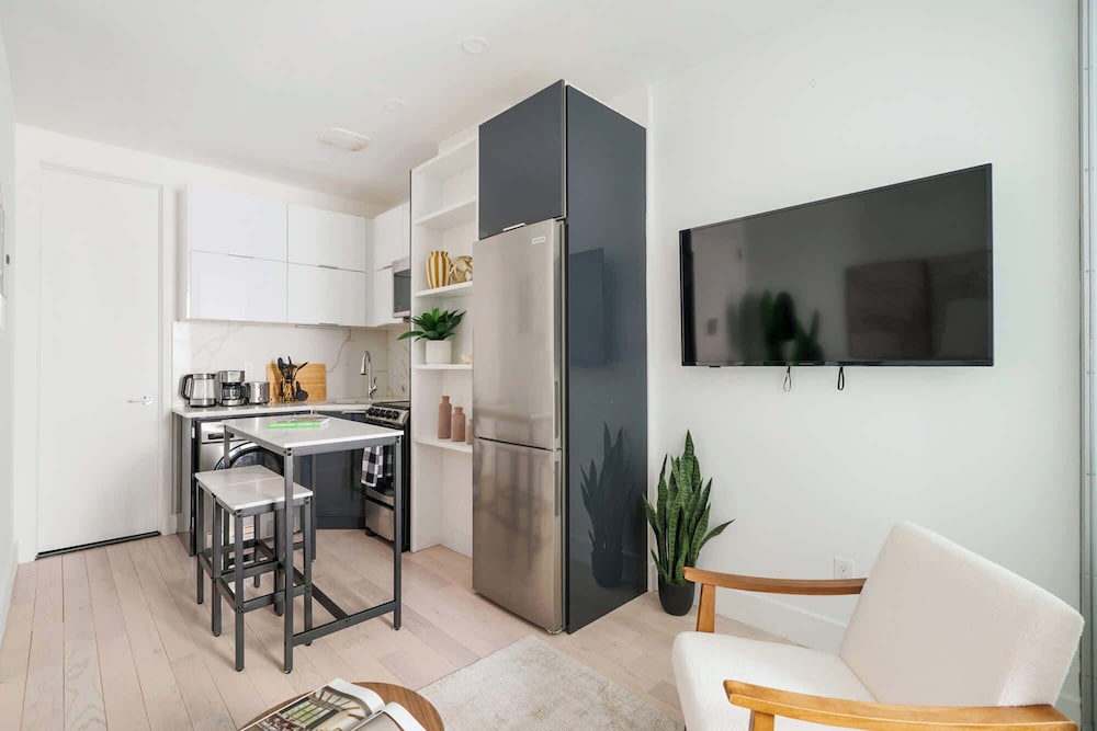 317 UES Apartments