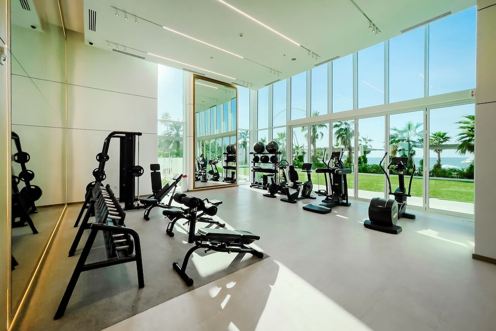 Luxury 2BR at La Vie with sea view