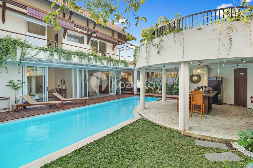 Ombak Villa by Kozystay - Canggu