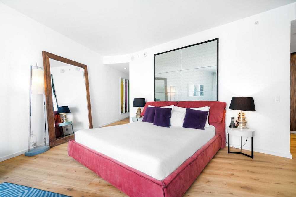 Luxury Vacation Rentals in South Beach by LRMB