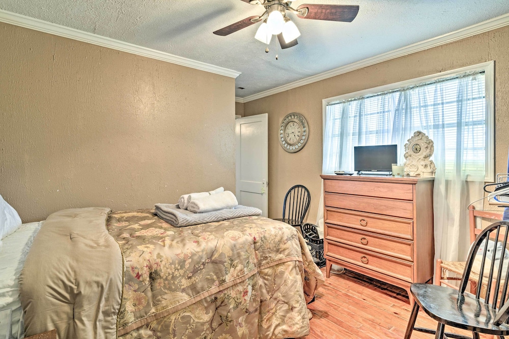 Oxford Vacations - Oxford Home on Private Land < 7 Mi to Dtwn! - Property Image 20