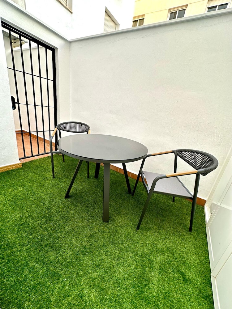 Holidays2Malaga Bubu Apartments