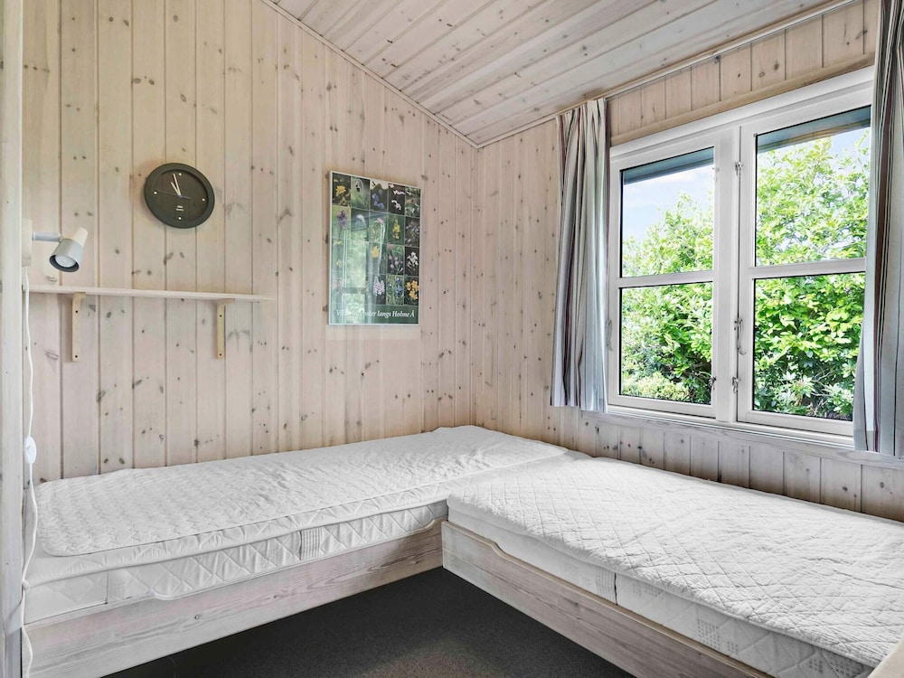 5 Star Holiday Home in Dannemare
