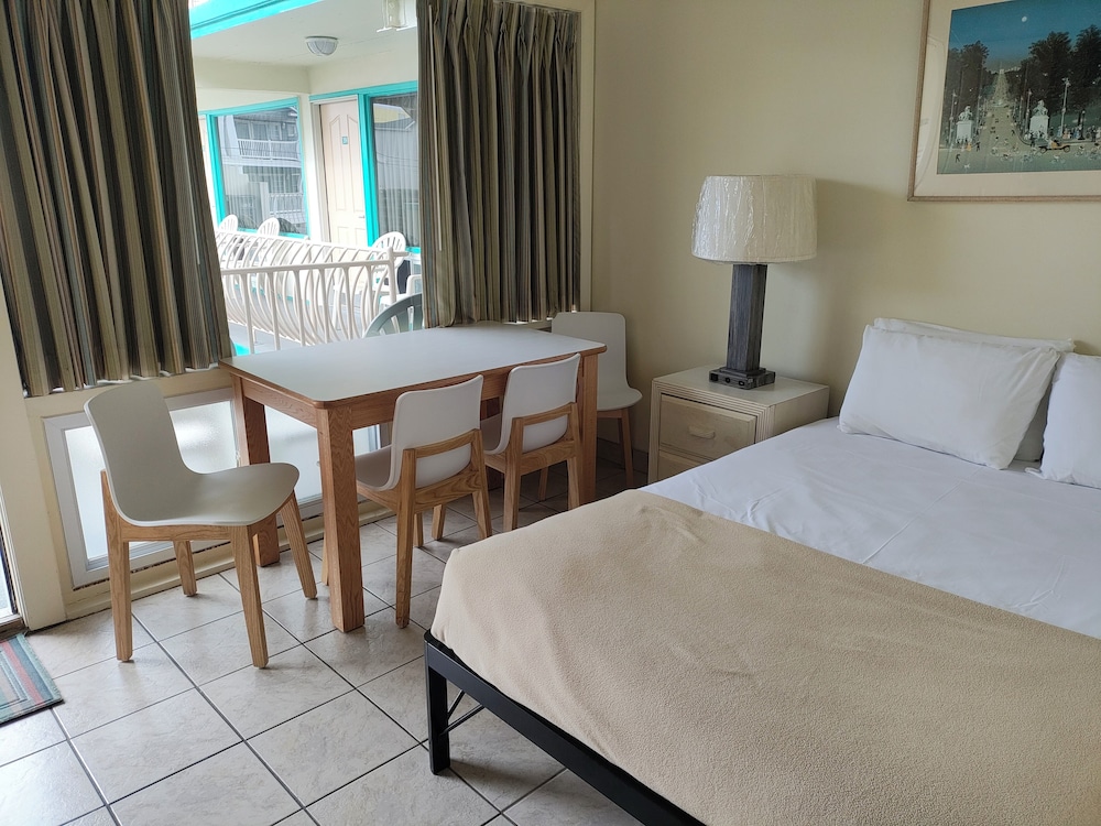 Condor Motel
