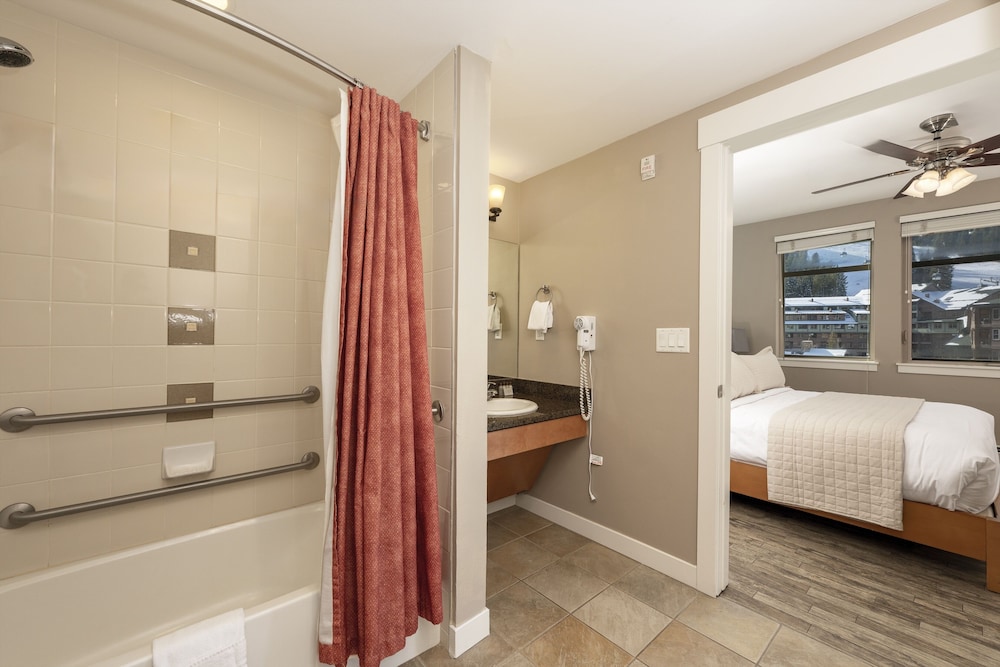 Winter Park CO Resort Lodging - Fraser Crossing/Founders Pointe