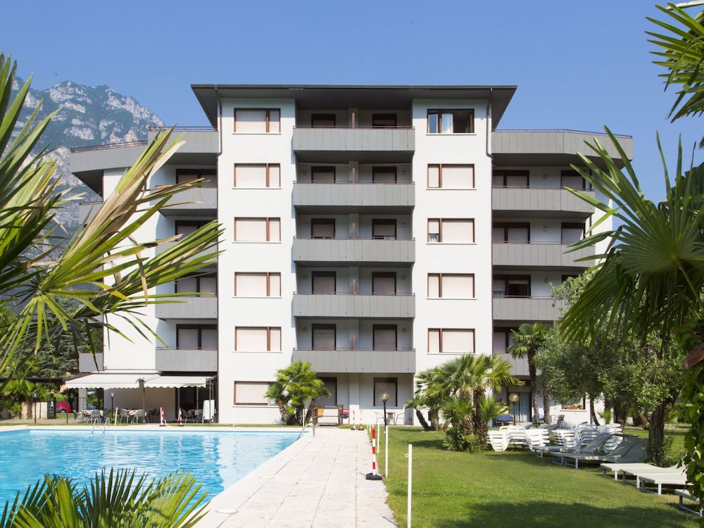 Residence Moinca at Riva del Garda view 5