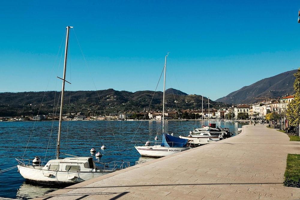 Rossella Lake View in Sal view 5