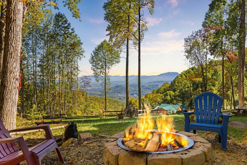 Twin Summit Resort