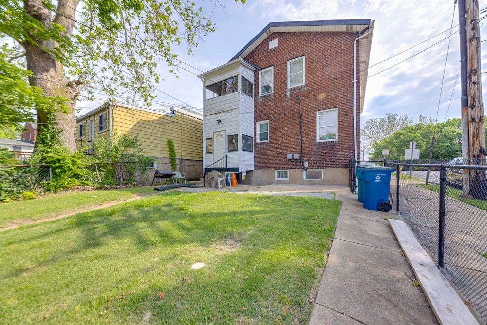 St Louis Vacation Rental ~ 10 Mi to Downtown! view 4