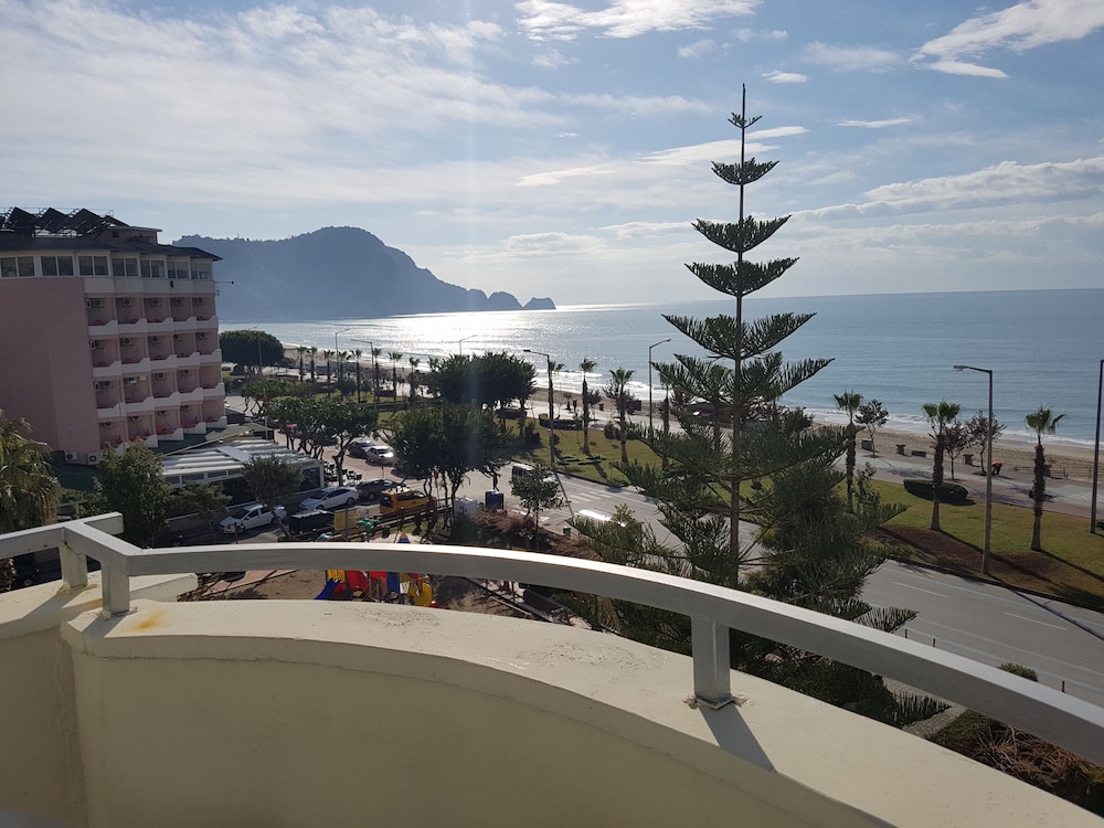 Belle Ocean Apart Otel - Image 83