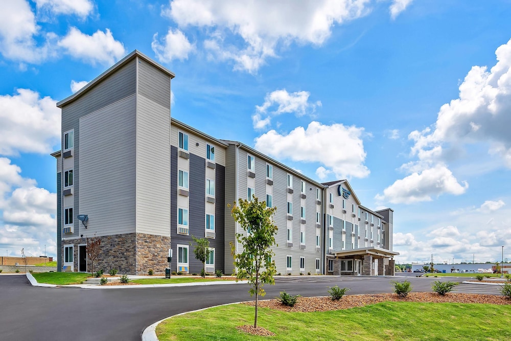 WoodSpring Suites Jackson Hub City