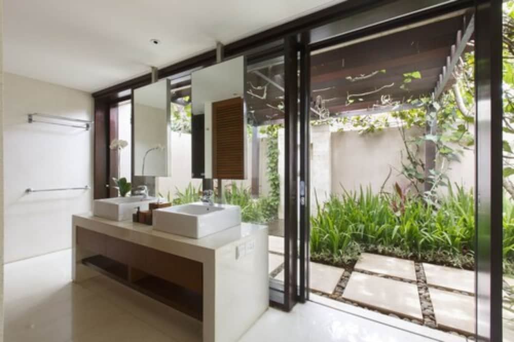 The Ungasan Clifftop Resort 50