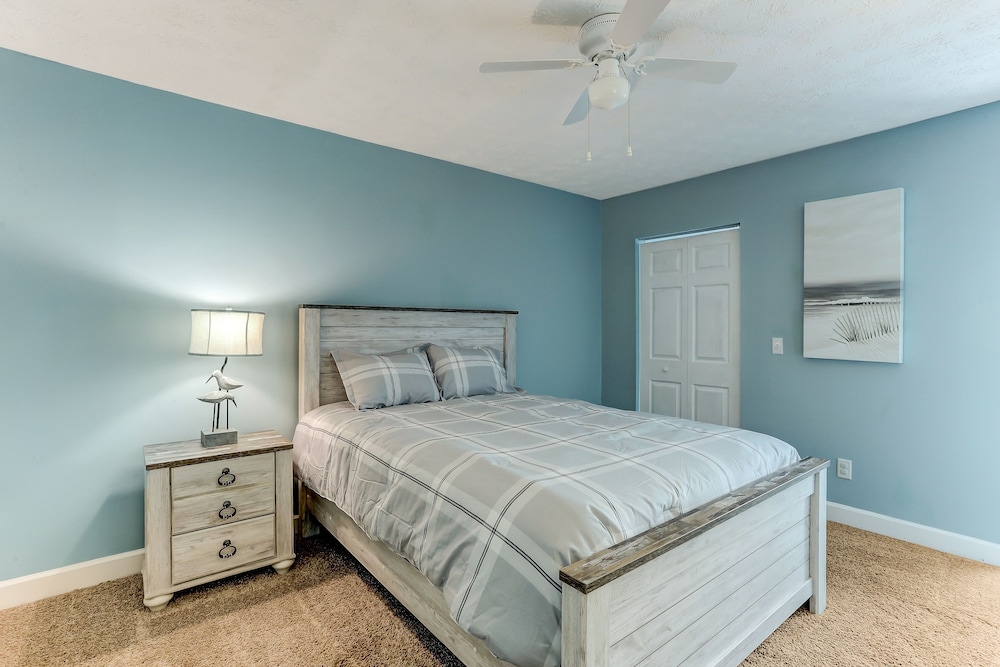 Fernandina Shores Condo with Private Balcony and Access to Pool by RedAwning view 3