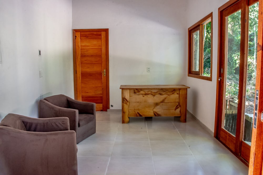 Suite Recanto dos Macacos - Quarto 1