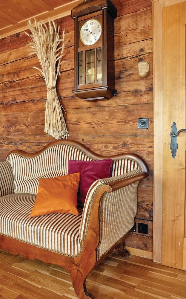 Stunning Home in Sarnen bei Luzern With 5 Bedrooms and Internet view 3